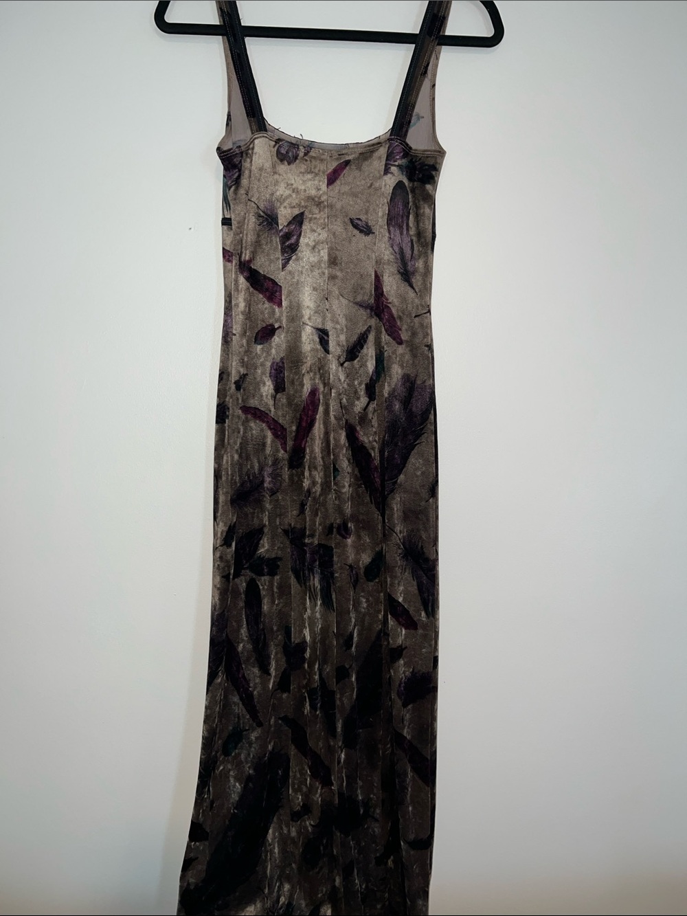 Rare find: VINTAGE BETSEY JOHNSON Feather Velvet Maxi Dress - Small - Picture 2 of 7